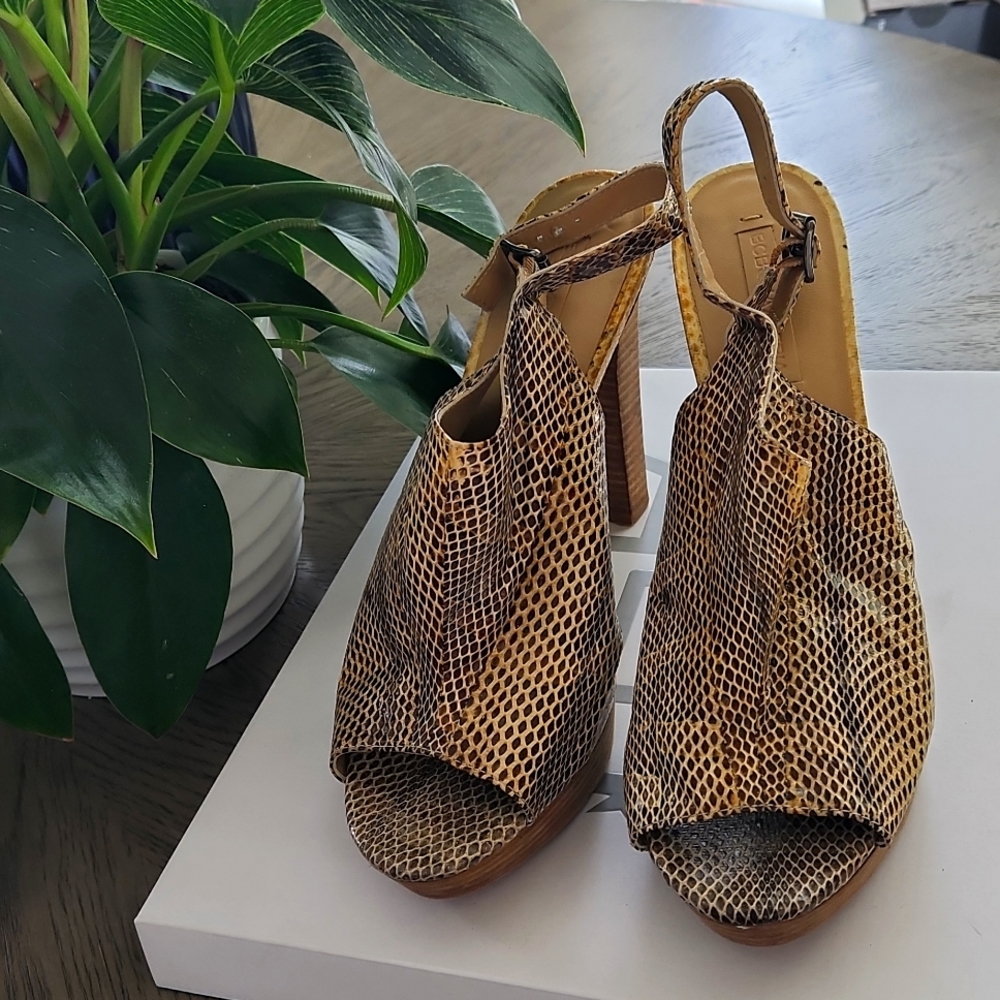 Bcbg Max Azria snake print